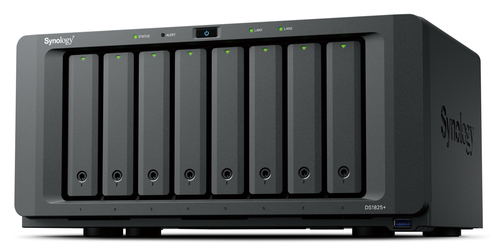 SYNOLOGY NAS TOWER 8X SATA, 2X NVME, RYZEN V1500B, 8GB ECC, PCIE, MAX 40 CAM, 2 LICENZE,